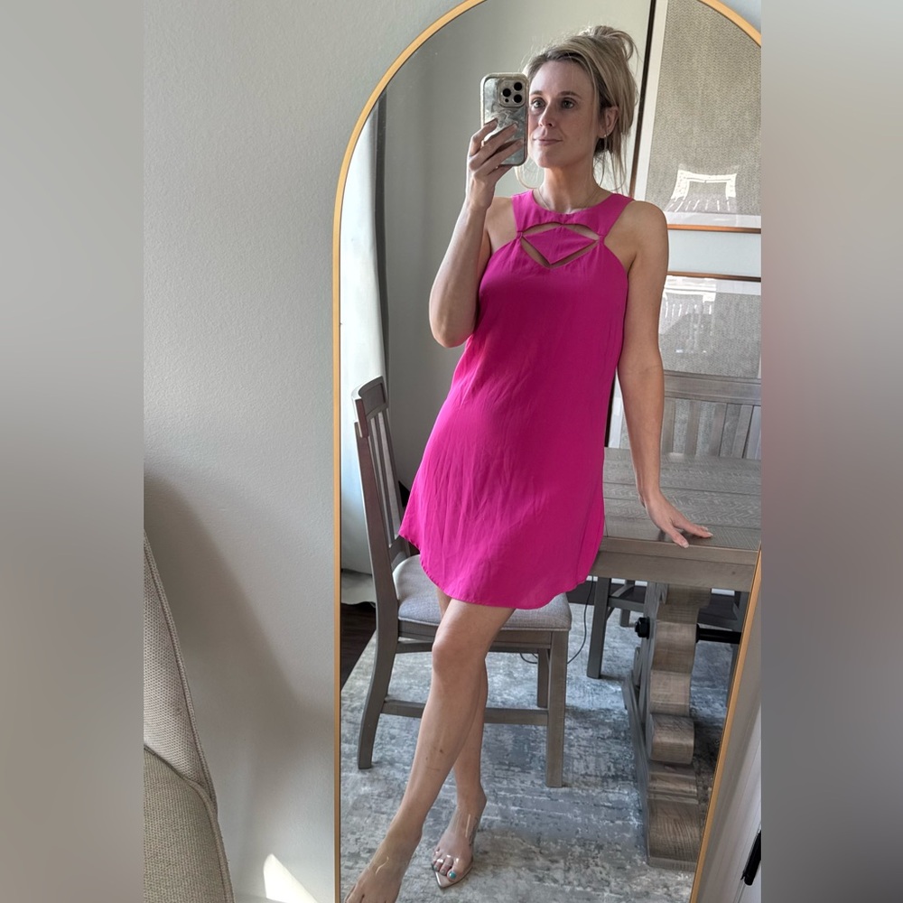 Gianni Bini Barbie Hot Pink Fuchsia Cut Out Mini Dress - Picture 10 of 12